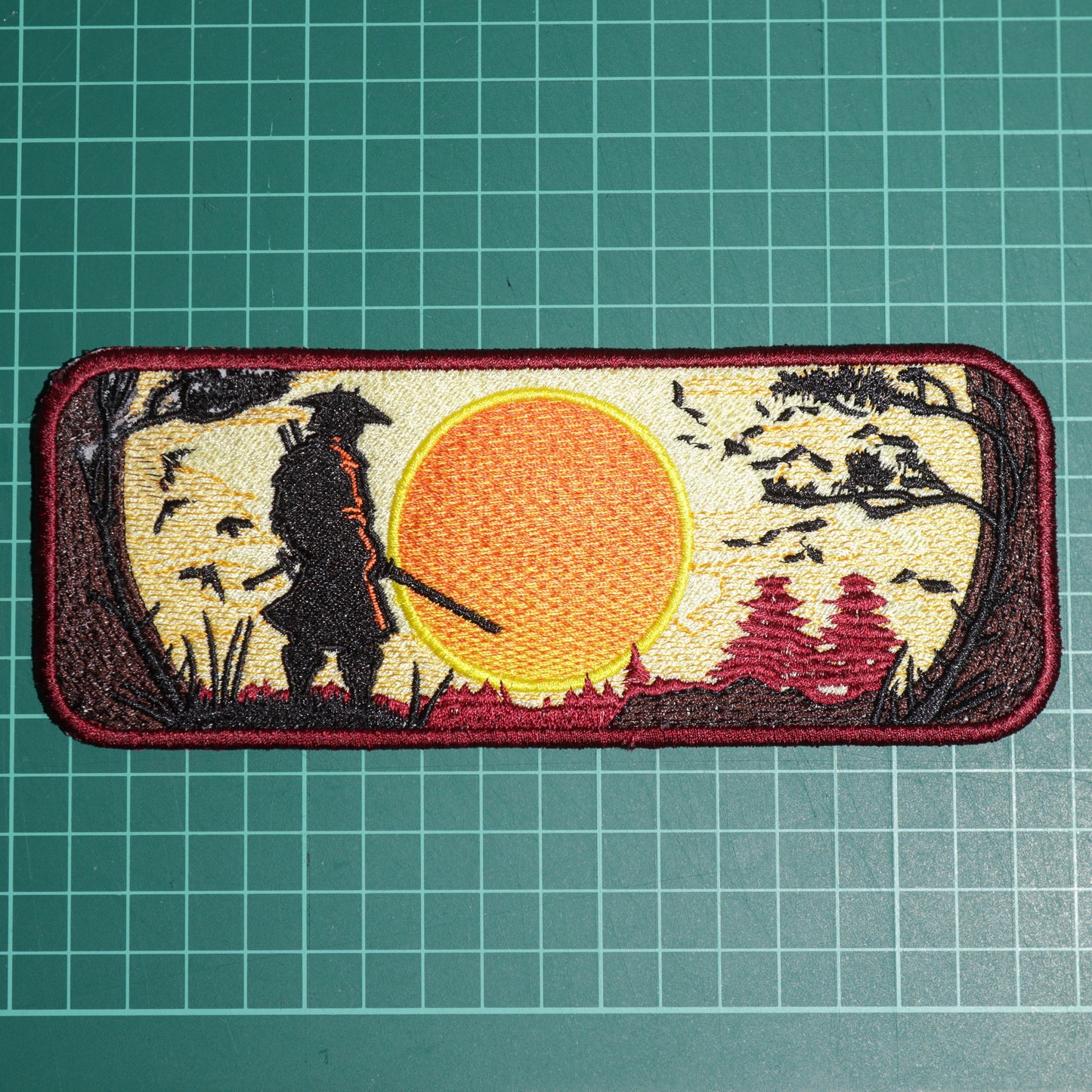 Japanese Elegance: Samurai Sunset Embroidered Patch for DIY Crafts and Costumes